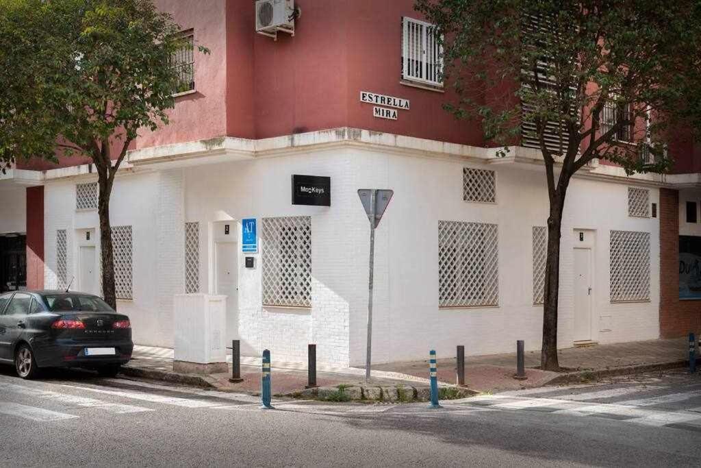 Monkeys Apartments Pinoloft Nuevo Torneo เซบีญา ภายนอก รูปภาพ